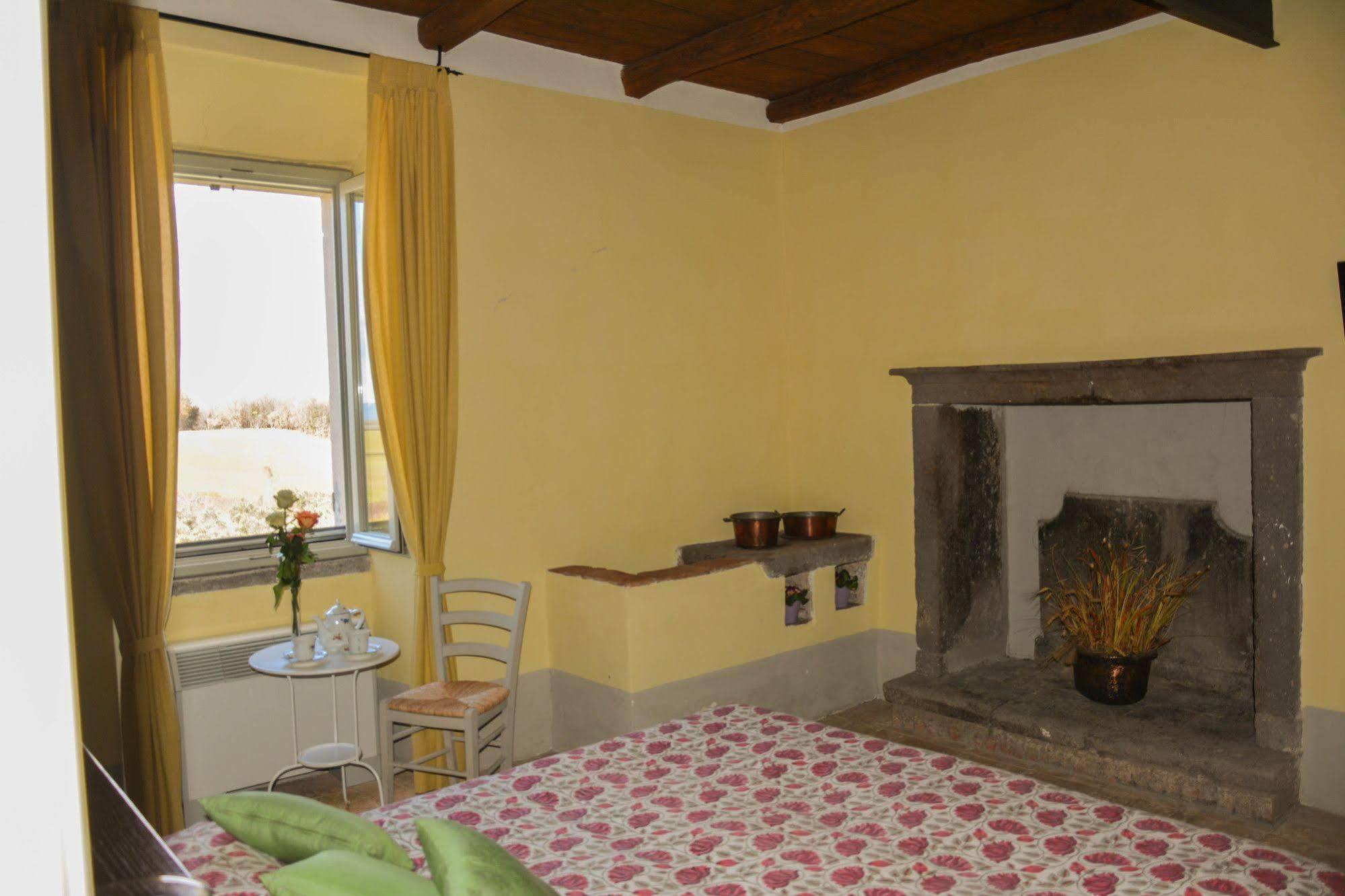 Agriturismo Casale Bonaparte Cellere Екстер'єр фото