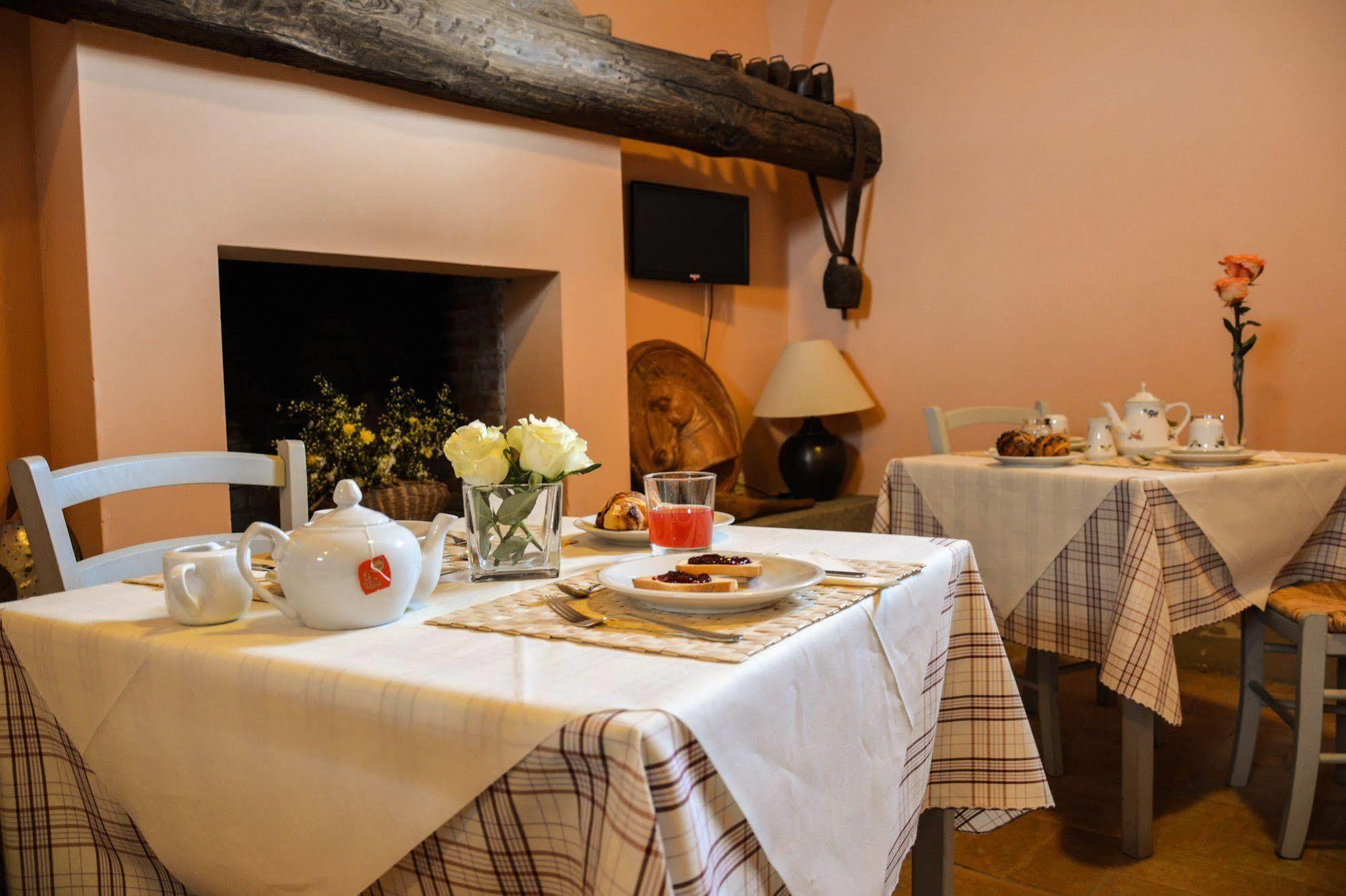 Agriturismo Casale Bonaparte Cellere Екстер'єр фото